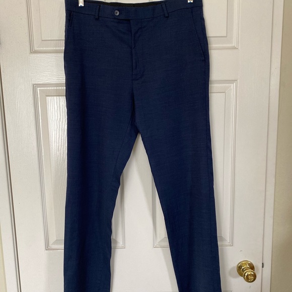 Men Suit - Picture 1 of 3